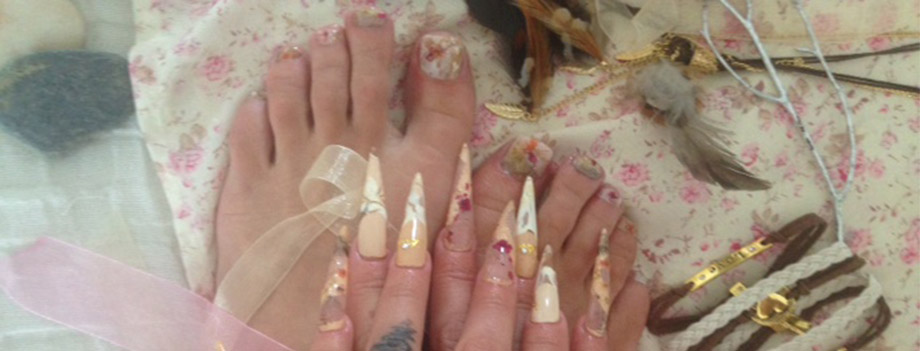 Nails Arts
